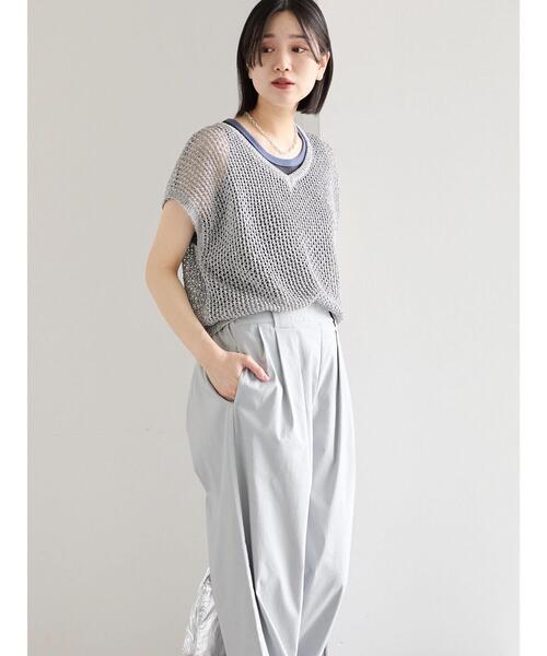 Samansa Mos2 blue(サマンサモスモスブルー)の「メランジラメメッシュニットベスト(ニット/セーター・レディース・グレー/キナリ/ベージュ・F)」の12枚目の写真