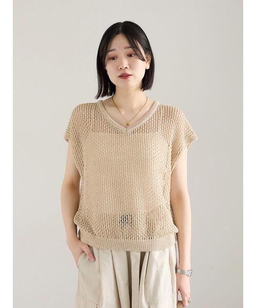 Samansa Mos2 blue(サマンサモスモスブルー)の「メランジラメメッシュニットベスト(ニット/セーター・レディース・グレー/キナリ/ベージュ・F)」の16枚目の写真