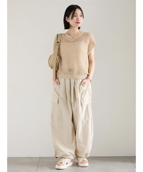 Samansa Mos2 blue(サマンサモスモスブルー)の「メランジラメメッシュニットベスト(ニット/セーター・レディース・グレー/キナリ/ベージュ・F)」の19枚目の写真