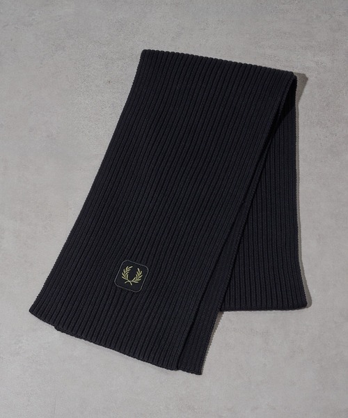 FRED PERRY(フレッドペリー)の「【FRED PERRY】COTTON RIBBED SCARF フレッドペリー コットンリブマフラー C1134(マフラー・メンズ・ブラック/カーキ・FREE)」の2枚目の写真
