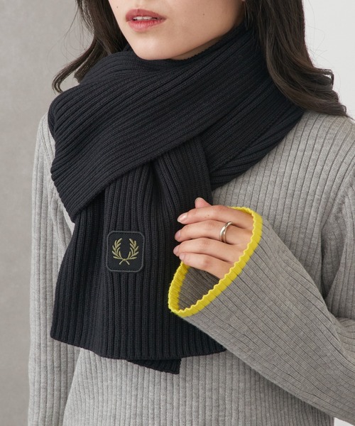 FRED PERRY(フレッドペリー)の「【FRED PERRY】COTTON RIBBED SCARF フレッドペリー コットンリブマフラー C1134(マフラー・メンズ・ブラック/カーキ・FREE)」の3枚目の写真