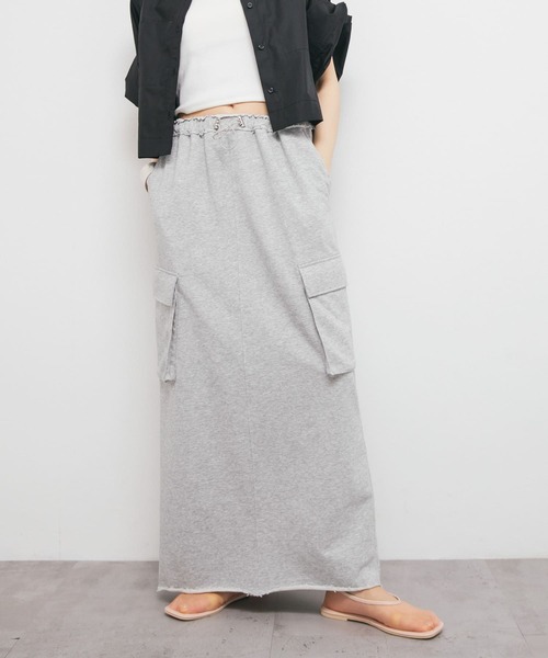 KBF(ケイビーエフ)の「スウェットカーゴスカート(スカート・レディース・グレー系その他/ネイビー・ONE)」の2枚目の写真