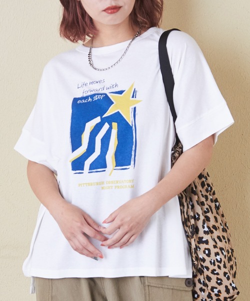 CUBE SUGAR（キューブシュガー）の「32/-OE天竺グラフィックプリントスクエアTシャツ（Tシャツ/カットソー・レディース・グリーン/ホワイト/マルチ/グレイッシュベージュ/ネイビー/イエロー・M）」の2枚目の写真