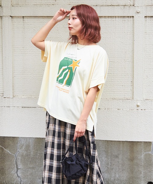 32/-OE天竺グラフィックプリントスクエアTシャツ（Tシャツ