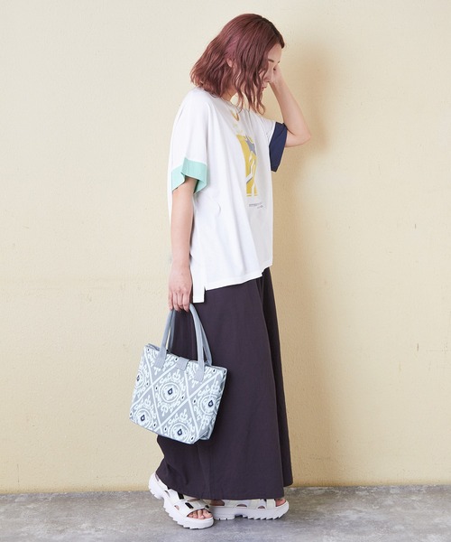 CUBE SUGAR（キューブシュガー）の「32/-OE天竺グラフィックプリントスクエアTシャツ（Tシャツ/カットソー・レディース・グリーン/ホワイト/マルチ/グレイッシュベージュ/ネイビー/イエロー・M）」の14枚目の写真