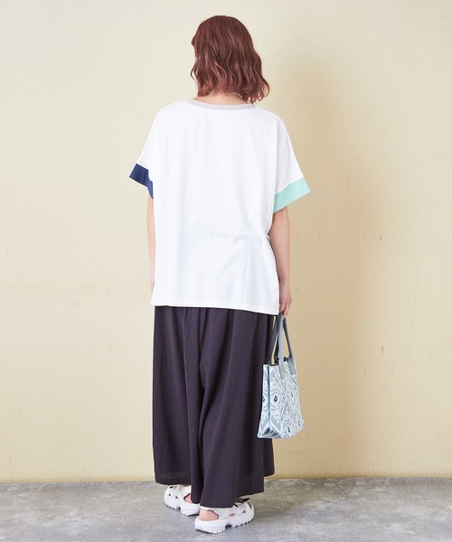 CUBE SUGAR（キューブシュガー）の「32/-OE天竺グラフィックプリントスクエアTシャツ（Tシャツ/カットソー・レディース・グリーン/ホワイト/マルチ/グレイッシュベージュ/ネイビー/イエロー・M）」の15枚目の写真