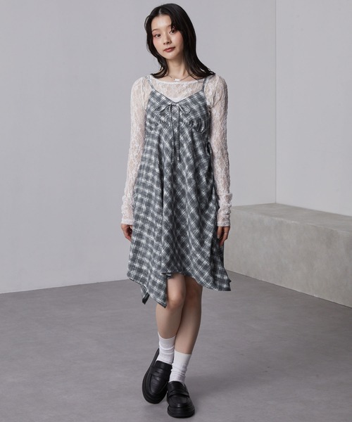 nui nullu（ヌイヌル）の「【nui nullu】チェック柄 サイドシャーリング アシメ ミニキャミワンピース（ワンピース・レディース・ブラック系/ブラウン系・FREE）」の5枚目の写真
