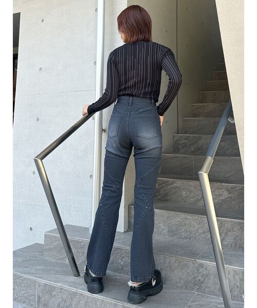 MURUA(ムルーア)の「スウィッチングスタッズデニム(デニムパンツ・レディース・ブラウン/ブラック・2/1)」の22枚目の写真