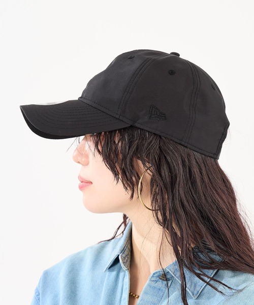 NEW ERA(ニューエラ)の「【NEW ERA×MICA&DEAL】撥水コラボレーションCAP-9TWENTY(キャップ・レディース・ブラック・FREE)」の2枚目の写真