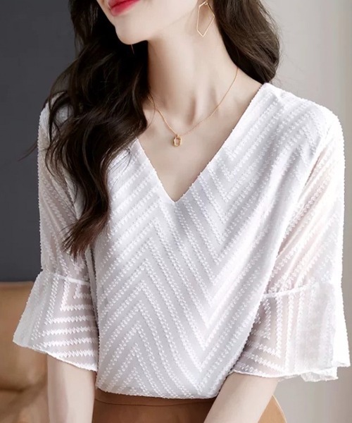 Beststore(ベストストア)の「Vネックシフォンブラウス カジュアル レースブラウス(シャツ/ブラウス・レディース・ブラック/ホワイト/ピンク/ネイビー・FREE)」の21枚目の写真