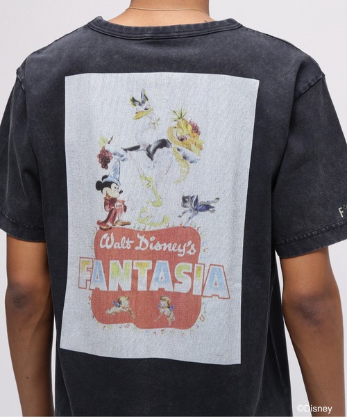 Disney(ディズニー)の「《Disney Collection》FANTASIA / MICKEY MOUSE / FILM POSTER T-SHIRT / AVIREX / アヴィレックス(Tシャツ/カットソー・メンズ・チャコール/オフホワイト・MEDIUM/LARGE/X-LARGE/XX-LARGE)」の7枚目の写真
