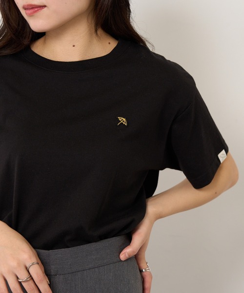 Arnie Arnold Palmer(アーニーアーノルドパーマー)の「【ARNIE】9054542 天竺フェルト刺繍半袖Tシャツ(Tシャツ/カットソー・レディース・ホワイト/ブラック/ワイン・M/L/LL)」の2枚目の写真