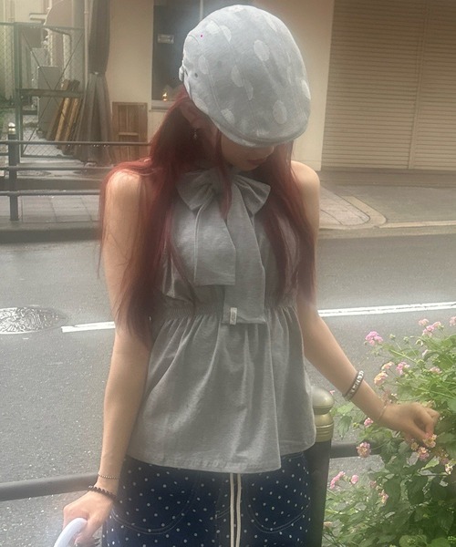 FANCY CLUB(ファンシークラブ)の「A'GEM/9 × .kom 『FANCY CLUB/ファンシークラブ』 Dear Back Halterneck/Dear バック ホルターネック(タンクトップ・レディース・ブラック/グレー・FREE)」の4枚目の写真