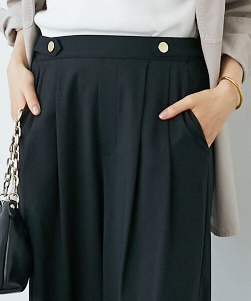 le.coeur blanc（ルクールブラン）の「ウエストデザイン2タックパンツ（その他パンツ・レディース・ブラック/モカ/ライトベージュ・38/36）」の11枚目の写真