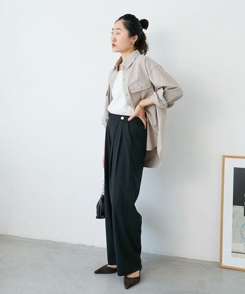 le.coeur blanc（ルクールブラン）の「ウエストデザイン2タックパンツ（その他パンツ・レディース・ブラック/モカ/ライトベージュ・38/36）」の9枚目の写真