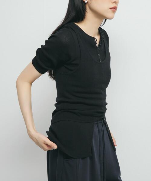 KBF（ケイビーエフ）の「フロントボタンレイヤードニット（ニット/セーター・レディース・ネイビー/ピンク/アイボリー/ブラック・ONE）」の3枚目の写真