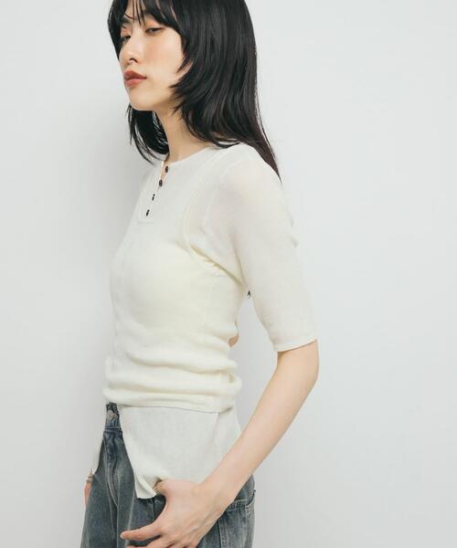 KBF（ケイビーエフ）の「フロントボタンレイヤードニット（ニット/セーター・レディース・ネイビー/ピンク/アイボリー/ブラック・ONE）」の17枚目の写真