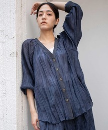 Munich | ワッシャープリーツシアーデニムVネックブラウス(シャツ/ブラウス)