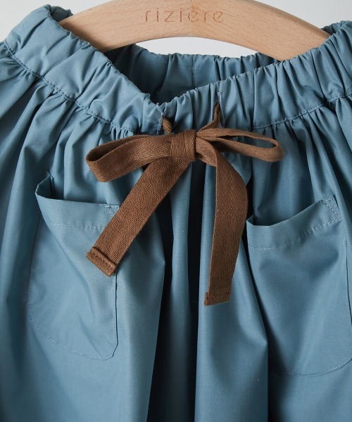 riziere（リジェール）の「配色ドロスト付きポケットスカート（スカート・キッズ・ブラウン/ブルー系・90/100/110/120/130/140/150）」の9枚目の写真