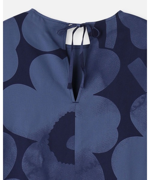 marimekko（マリメッコ）の「Plantaasi Akvarelli Uni / shirt（シャツ/ブラウス・レディース・ネイビー・36/38/40/34）」の4枚目の写真