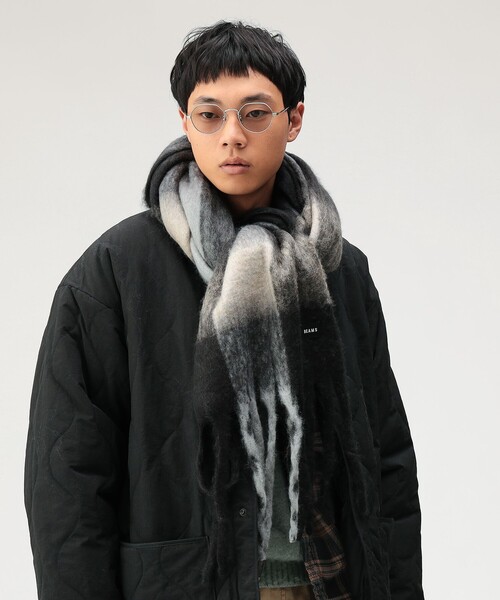 BEAMS（ビームス）の「ビッグ シャギー マフラー（マフラー・メンズ・ブラウン/ブルー/ブラック・ONE SIZE）」の2枚目の写真