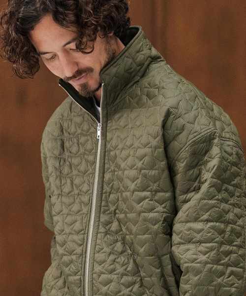 CAMBIO(カンビオ)の「mj10868-Star Pattern Quilted Stand Collar Jacket スタンドカラージャケット(ブルゾン・メンズ・ブラック/オリーブ・S/M/L)」の10枚目の写真