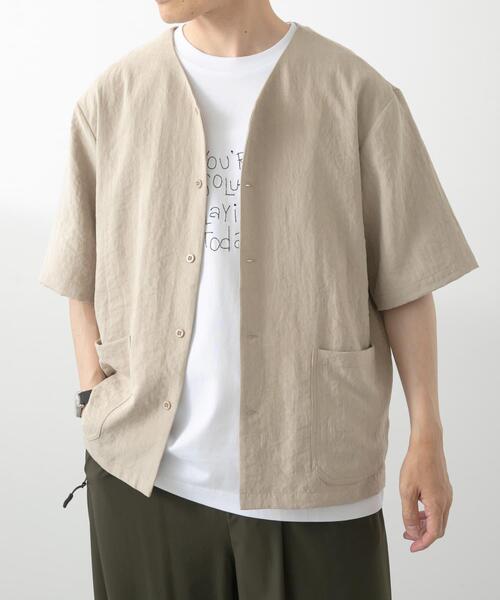 ITEMS URBANRESEARCH（アイテムズ アーバンリサーチ）の「F.S. Vネック半袖シャツ（シャツ/ブラウス・メンズ・ネイビー/カーキ/ベージュ/グレー・LARGE/MEDIUM）」の6枚目の写真