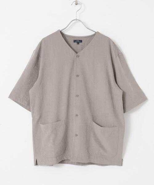 ITEMS URBANRESEARCH（アイテムズ アーバンリサーチ）の「F.S. Vネック半袖シャツ（シャツ/ブラウス・メンズ・ネイビー/カーキ/ベージュ/グレー・LARGE/MEDIUM）」の20枚目の写真