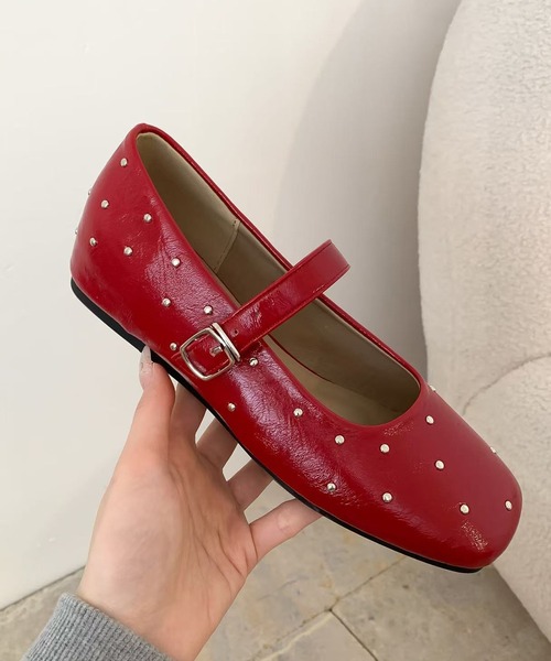 Nia（ニア）の「Nia(ニア)/スタッズドット　メリージェーンシューズ（バレエシューズ・レディース・レッド/ブラック/アイボリー・40/38/36）」の8枚目の写真