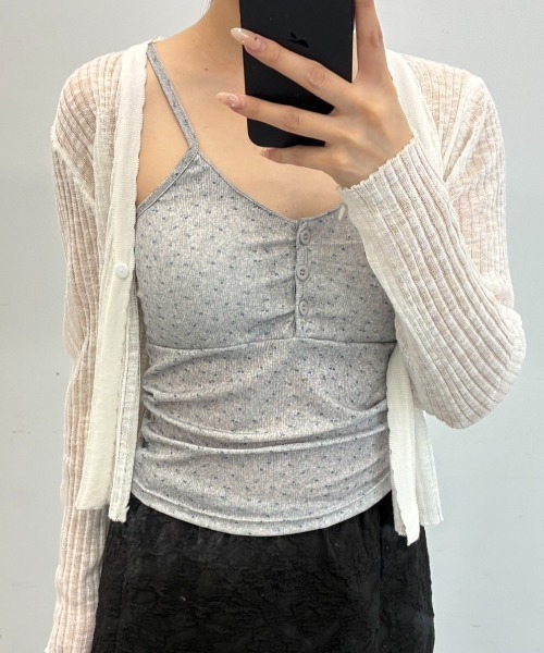 Birthday room（バースデイルーム）の「カップ付き小花柄キャミソール/Small floral print camisole（キャミソール・レディース・グレー/ブラック/アイボリー・FREE）」の6枚目の写真