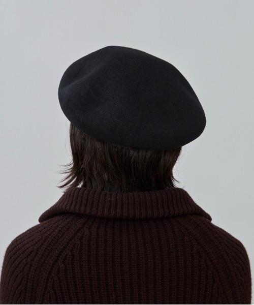 OVERRIDE(オーバーライド)の「OVERRIDE KNIT FELT BIG BERET / オーバーライド(ハンチング/ベレー帽・メンズ・ブラック/ネイビー/ライトブラウン・58cm)」の9枚目の写真