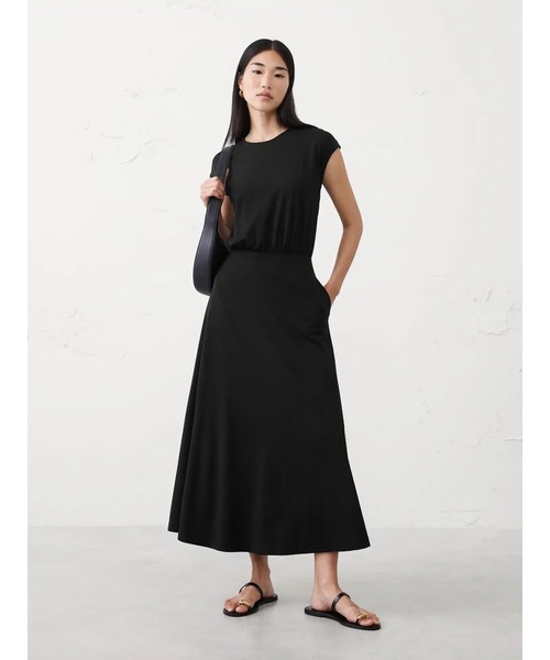 BANANA REPUBLIC FACTORY STORE(バナナリパブリック ファクトリーストア)の「BANANA REPUBLIC FACTORY STORE ニット ポンチ ミディワンピース(ワンピース・レディース・カーキ/ブラック・XS/M/S/L)」の2枚目の写真