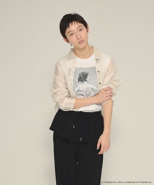 eL(エル)の「【eL】Sheer Stripe Shirts/497242(シャツ/ブラウス・レディース・ブラック/ホワイト・FREE)」の4枚目の写真