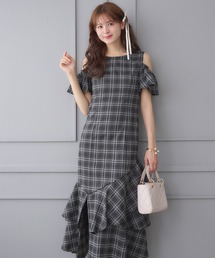 open shoulder asymmetrical frill dress / オープンショルダーアシメフリルワンピース