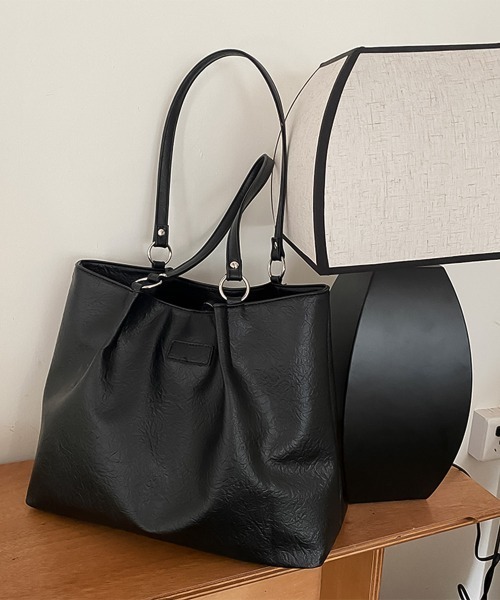blackdia ocean(ブラックダイヤオーシャン)の「blackdia ocean ニュアンスレザー A4トートバッグ(トートバッグ・レディース・ブラック/ミント/アイボリー・FREE)」の15枚目の写真