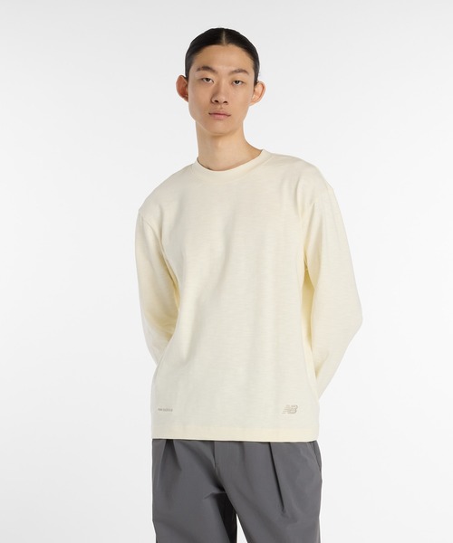 NEW BALANCE(ニューバランス)の「NB GREY ロングスリーブ(Tシャツ/カットソー・メンズ・アイボリー/ネイビー/ダークグレー・X-LARGE/LARGE/MEDIUM/SMALL/XX-LARGE)」の2枚目の写真
