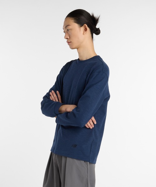 NEW BALANCE(ニューバランス)の「NB GREY ロングスリーブ(Tシャツ/カットソー・メンズ・アイボリー/ネイビー/ダークグレー・X-LARGE/LARGE/MEDIUM/SMALL/XX-LARGE)」の9枚目の写真