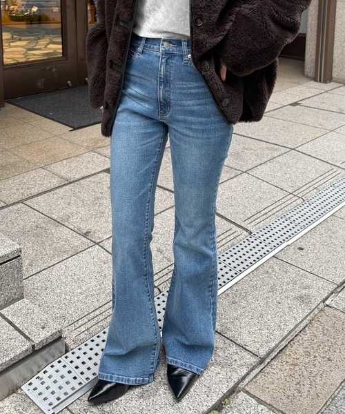 RANAN（ラナン）の「ストレッチフレアデニムパンツ（デニムパンツ・レディース・ブルー/グレー/ブラック・M/L/LL/S）」の10枚目の写真