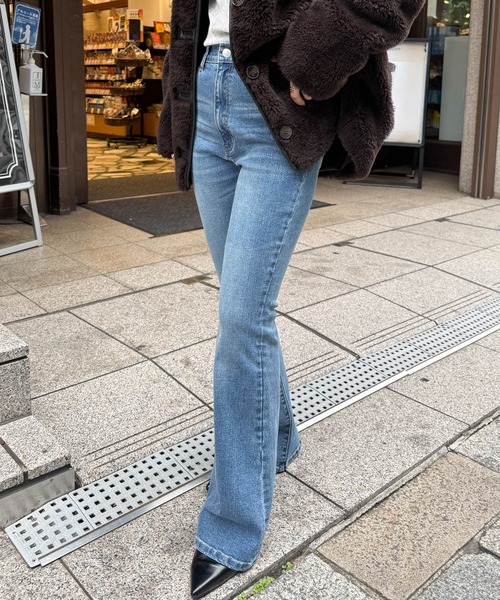 RANAN（ラナン）の「ストレッチフレアデニムパンツ（デニムパンツ・レディース・ブルー/グレー/ブラック・M/L/LL/S）」の12枚目の写真