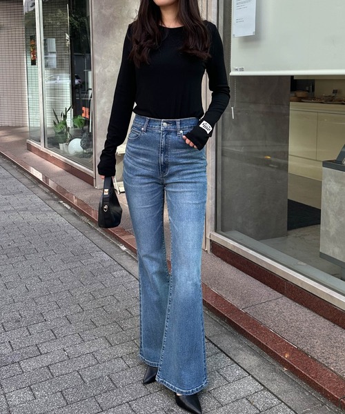 RANAN（ラナン）の「ストレッチフレアデニムパンツ（デニムパンツ・レディース・ブルー/グレー/ブラック・M/L/LL/S）」の7枚目の写真