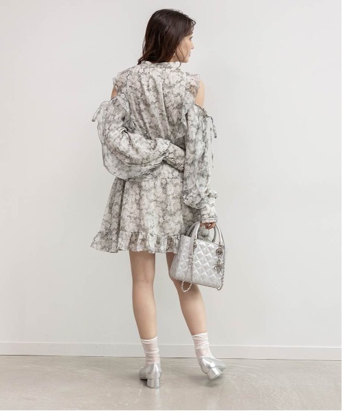 RANDA（ランダ）の「2WAY シフォンフリルワンピース（ワンピース・レディース・アイボリー/グレー/パープル・0/1）」の12枚目の写真