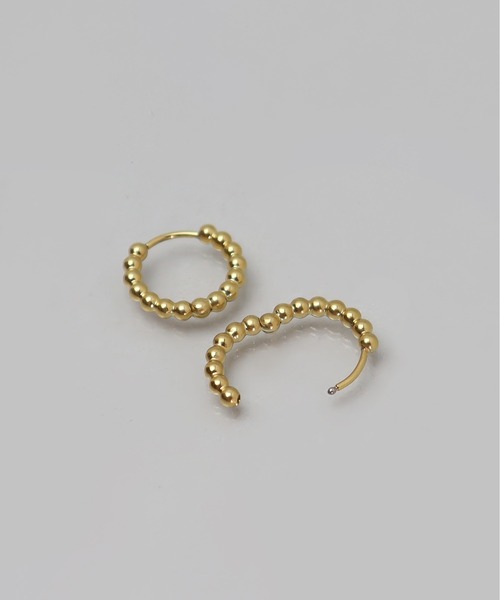 ieLS(イエルズ)の「金属アレルギー対応「ieLS」ステンレス ボールデザインフープピアス(ピアス(両耳用)・メンズ・ゴールド/シルバー・ONE SIZE)」の4枚目の写真