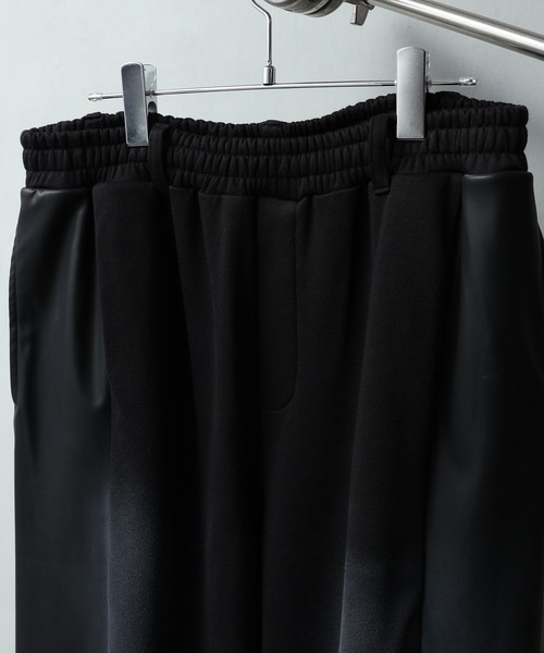 welise（ウェライズ）の「【welise/ウェライズ】PUレザー×スウェット ダブルヴィンテージ加工 リメイクライクワイドパンツ（その他パンツ・メンズ・チャコールグレー/ブラック/ブラウン・S/M/L）」の20枚目の写真