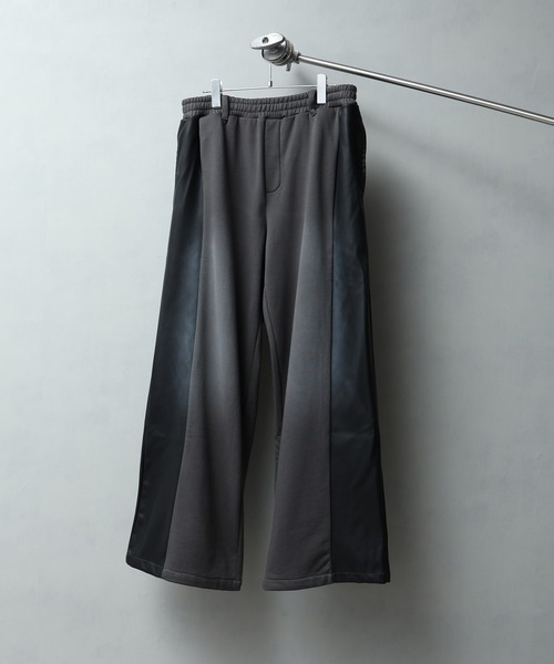 welise（ウェライズ）の「【welise/ウェライズ】PUレザー×スウェット ダブルヴィンテージ加工 リメイクライクワイドパンツ（その他パンツ・メンズ・チャコールグレー/ブラック/ブラウン・S/M/L）」の9枚目の写真
