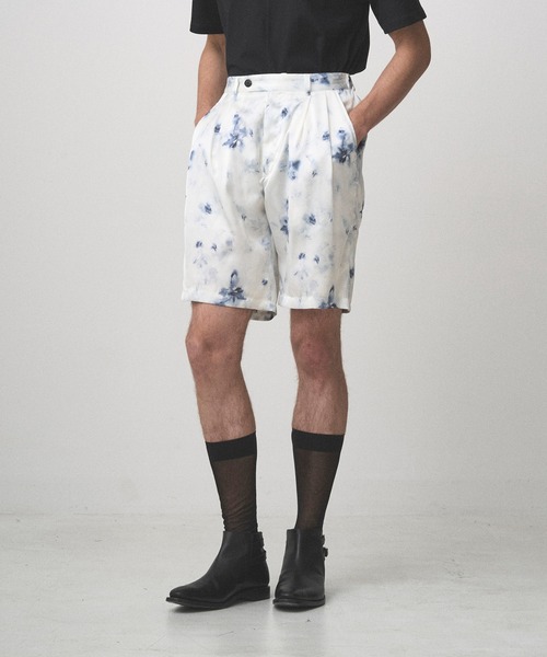 Juha(ユハ)の「FLORAL EASY SHORTS(その他パンツ・メンズ・ブラック/ホワイト・2/3/4)」の2枚目の写真