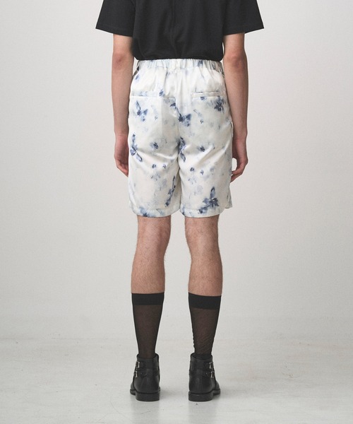 Juha(ユハ)の「FLORAL EASY SHORTS(その他パンツ・メンズ・ブラック/ホワイト・2/3/4)」の8枚目の写真