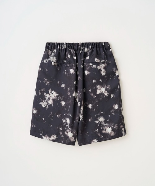 Juha(ユハ)の「FLORAL EASY SHORTS(その他パンツ・メンズ・ブラック/ホワイト・2/3/4)」の13枚目の写真
