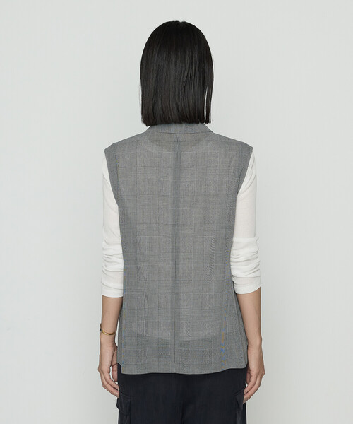 K.T KIYOKO TAKASE(キヨコタカセ)の「グレンチェック スリーブレスジャケット(ベスト・レディース・ブラック・7号/9号)」の8枚目の写真