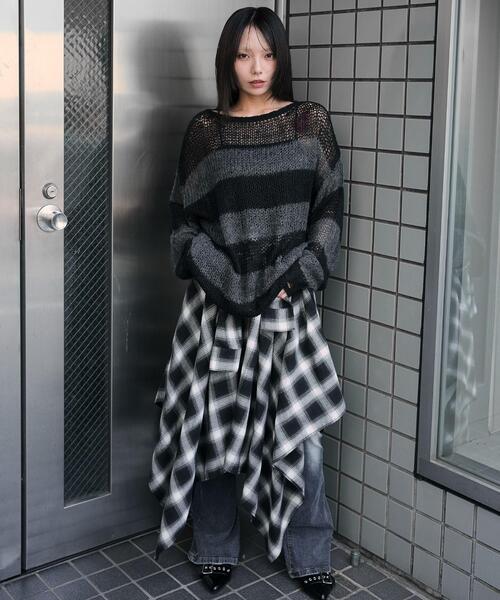 WEGO(ウィゴー)の「WEGO/モヘアタッチボーダーBIGニット(ニット/セーター・レディース・グレー系その他5/ホワイト系その他5/レッド系その他5・FREE)」の4枚目の写真