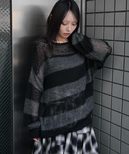 WEGO(ウィゴー)の「WEGO/モヘアタッチボーダーBIGニット(ニット/セーター・レディース・グレー系その他5/ホワイト系その他5/レッド系その他5・FREE)」の10枚目の写真